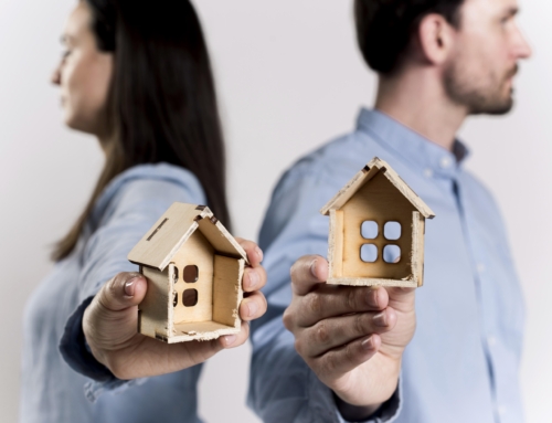 Revoca assegnazione casa familiare: risarcimento e indennità